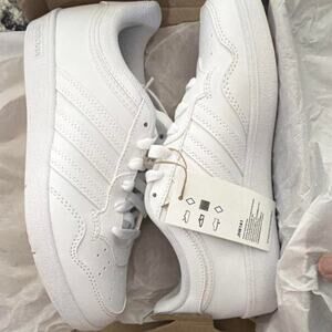 Adidas white hoops 40 trainers